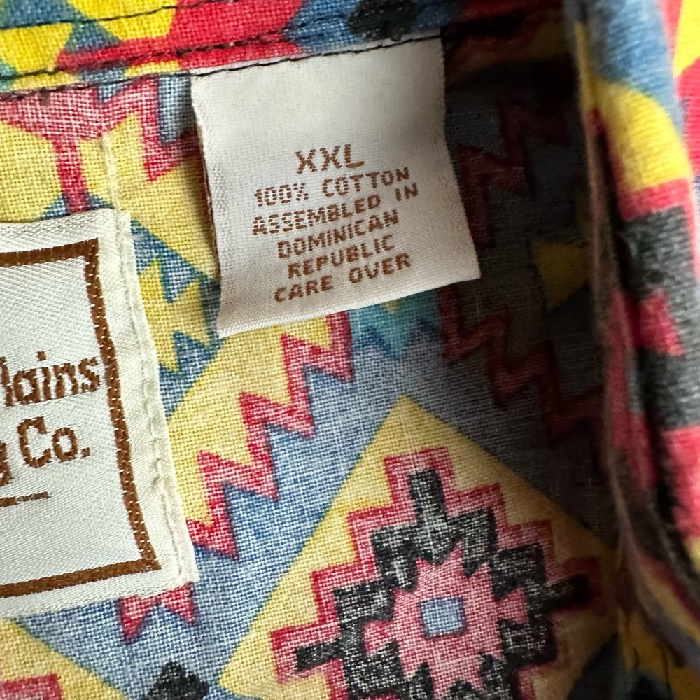 Colorful Geometric Pattern Men's Casual Button Down Shirt - Picture 9 of 9